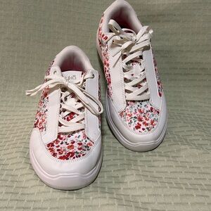 Ryka Surround Fit floral print sneakers 9wide